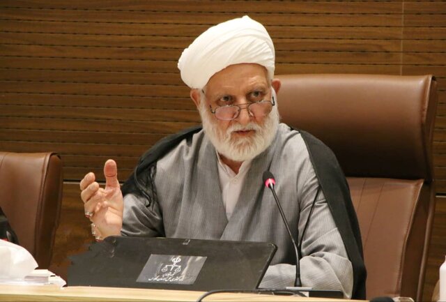 قاضی باید همواره نسبت به کار و عاقبت تصمیم خود هوشیار باشد