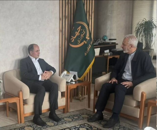 رایزنی بیکدلی با وزیر جهاد کشاورزی درباره نشست کمیسیون مشترک ایران و افغانستان