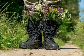 خاطره علیرضا نادری از دیدار عاشقانه‌ای که در جنگ گم شد!