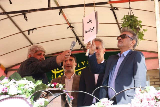 ۷۷ هزار دانش‌آموز پایه هفتم فارس در «جشن جوانه‌ها» به استقبال سال تحصیلی رفتند