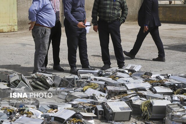 تشدید برخورد با ماینینگ غیرقانونی استان/ کشف و امحای ۱۶۰۰ دستگاه ماینر غیرمجاز در مشهد