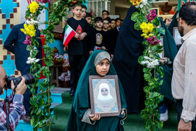 در حاشیه جشن شکوفه‌ها با حضور علیرضا کاظمی، وزیر آموزش و پرورش - مدرسه شاهد ابن‌ سینا تهران