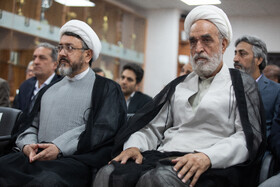 حجت الاسلام و المسلمین محمد علی خسروی، نویسنده کتاب در مراسم رونمایی 