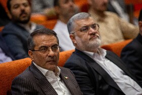علاءالدین رفیع‌زاده، رئیس سازمان اداری و استخدامی و محمّدصادق معتمدیان، استاندار تهران در مراسم آغاز به کار سامانه فواد ۱۲۸ - تهران