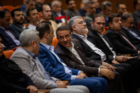 علاءالدین رفیع‌زاده، رئیس سازمان اداری و استخدامی و محمّدصادق معتمدیان، استاندار تهران در مراسم آغاز به کار سامانه فواد ۱۲۸ - تهران