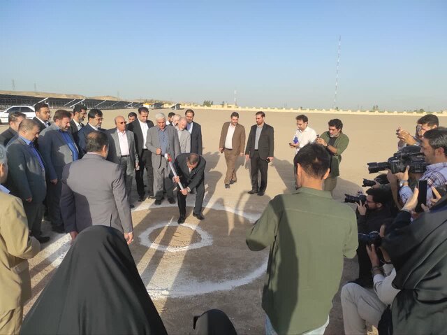 سفر معاون اجرایی رئیس جمهور به قم سفر کرد