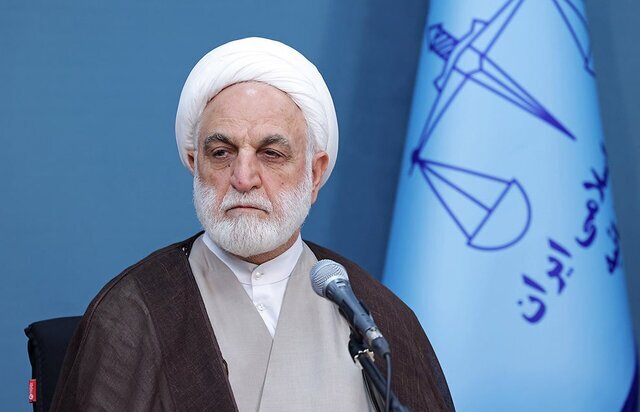 کسانی که قصد احتکار و گران فروشی دارند شناسایی شوند