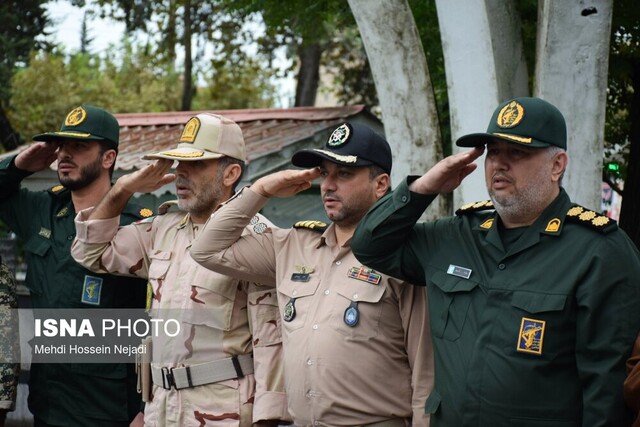 آغاز هفته دفاعمقدس؛ رژه یگانهای موتوری و خودرویی در آستارا