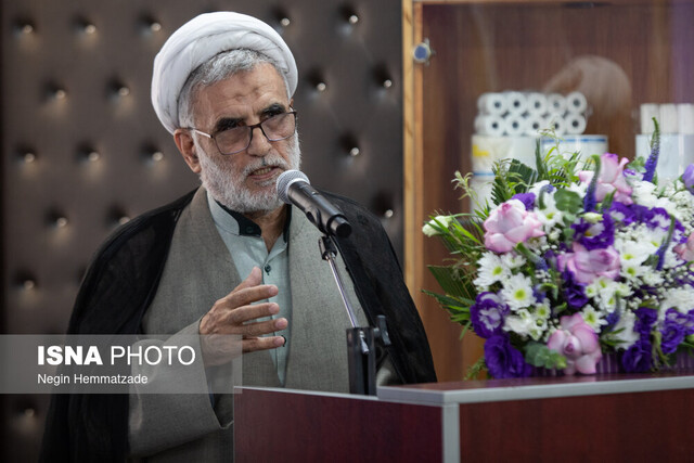 هشدار نسبت به استفاده ابزاری از امام خمینی (ره)