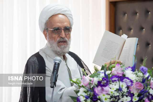 هشدار نسبت به استفاده ابزاری از امام خمینی (ره)