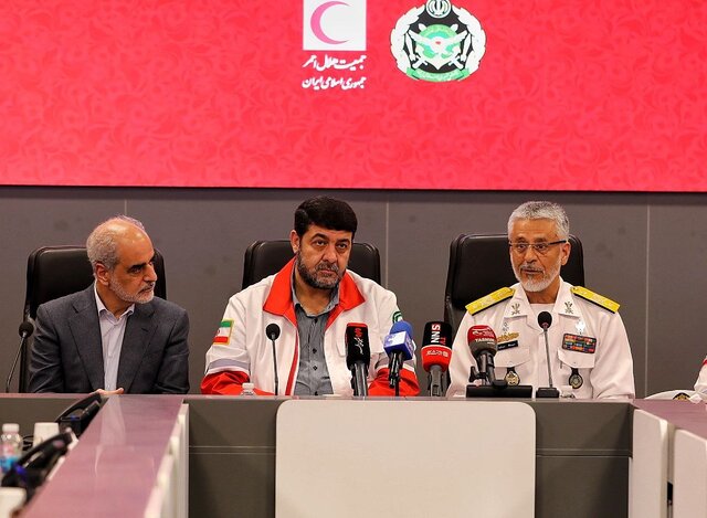 امضای تفاهم همکاری بین ارتش و هلال‌احمر/ تأکید طرفین بر توسعه همکاری‌های بهداشتی، درمانی و آموزشی