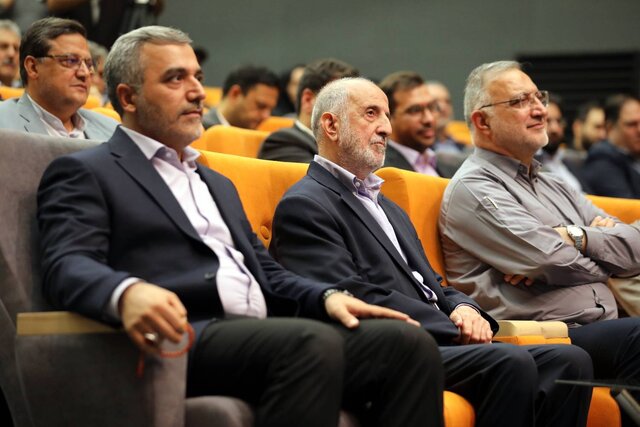 تاکید زاکانی بر استفاده از پساب برای آبیاری فضای سبز