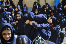 مراسم نواختن زنگ مهر، ایثار و مقاومت در کرمان