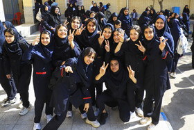 مراسم نواختن زنگ مهر، ایثار و مقاومت در کرمان