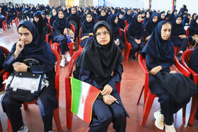 مراسم نواختن زنگ مهر، ایثار و مقاومت در کرمان