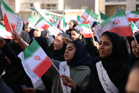 مراسم نواختن زنگ مهر، ایثار و مقاومت - همدان