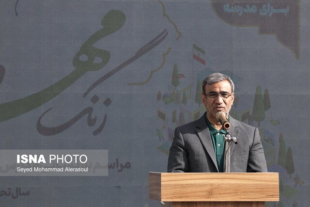 استاندار: عدالت و کیفیت محتوا، اولویتهای آموزشی خراسان رضوی است