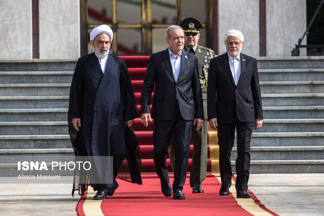 ساداتیان: اعمال محدودیت برای هیات دیپلماتیک ایران، قلدری است