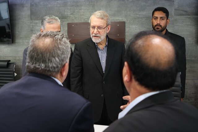 لاریجانی: مطالبات غرب غیرقابلقبول است؛ اگر پیشنهاد معقول ارائه شود، میپذیریم