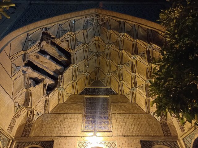 مُقرنسهای بنای «قوامی» حافظیه فرو ریخت!