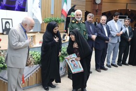 ایستادگی جانانه در برابر تجاوز، سند هویت ملت ایران است