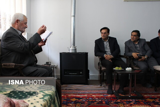 دیدار اعضای جهاد دانشگاهی استان اردبیل با خانواده شهید محمد عظیمی ججین