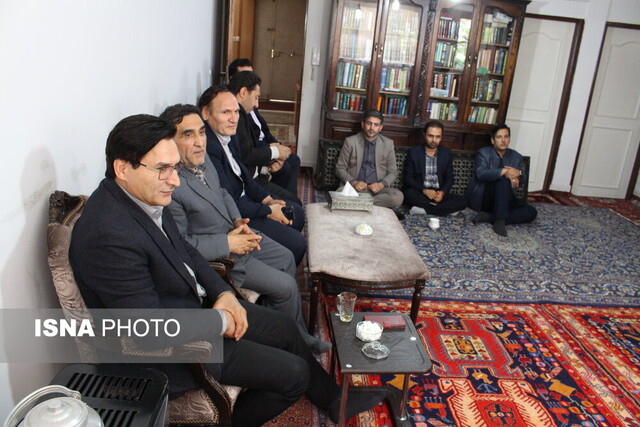 دیدار اعضای جهاد دانشگاهی استان اردبیل با خانواده شهید محمد عظیمی ججین