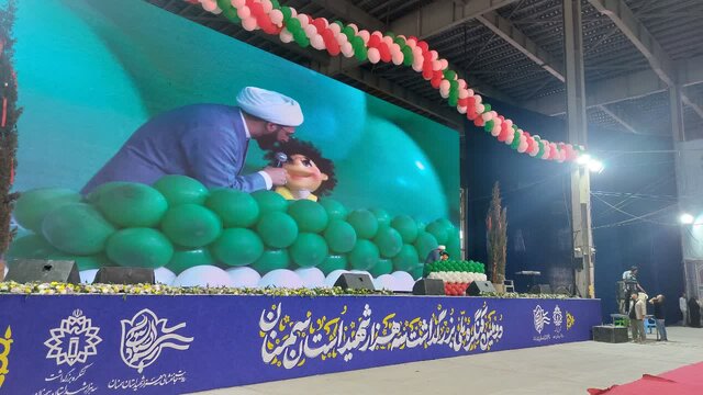 حضور ۳۰۰۰ دانشآموز در کنگره ۳۰۰۰ شهید استان سمنان