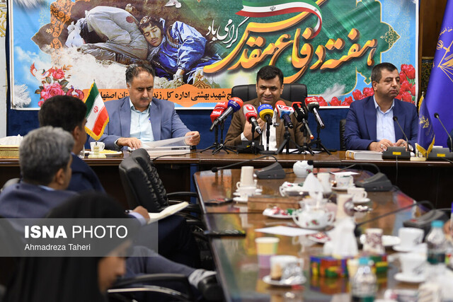 اشتغال ۴۳۰۰ زندانی در ۸۰ کارگاه استان اصفهان