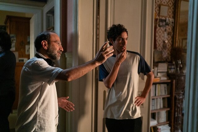 اصغر فرهادی فیلمش را در پاریس کلید زد