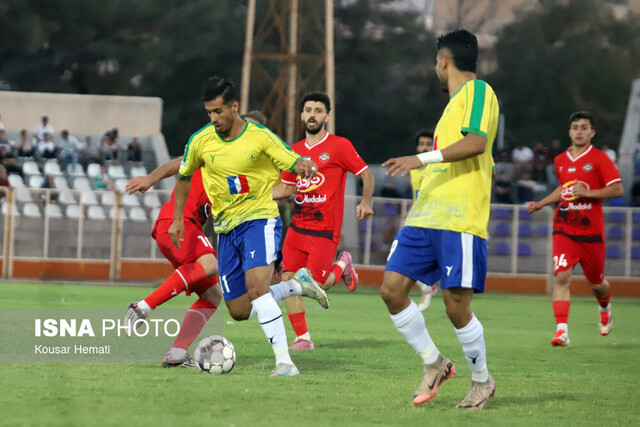 عکس از آرشیو توقف بعث کرمانشاه برابر مس سونگون