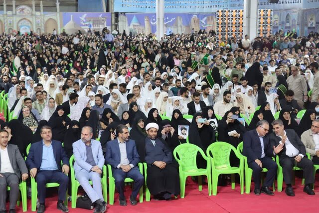 ازدواج ۱۱۰ زوج جوان در سومین شب کنگره ۳۰۰۰شهید سمنان