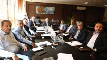 قراردادهای جدید تأمین خودرو با ایران‌خودرو و سایپا برای نوسازی تاکسی‌ها/ تأمین قطعات یدکی و ارائه خدمات بیمه‌ای به سازمان‌های حمل و نقل