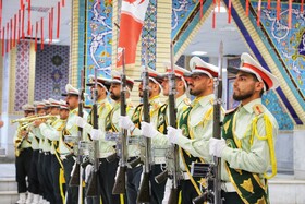 غبارروبی گلزار شهدای بجنورد در هفته دفاع مقدس