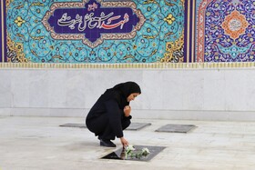 غبارروبی گلزار شهدای بجنورد در هفته دفاع مقدس