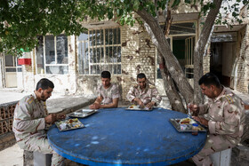 «سربازان، چشمان بیدار وطن»