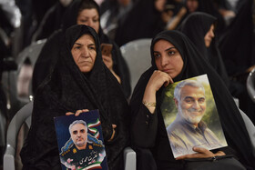 اولین سالگرد شهادت شهید سیدحسن نصرالله و شهید عباس نیلفروشان - اصفهان