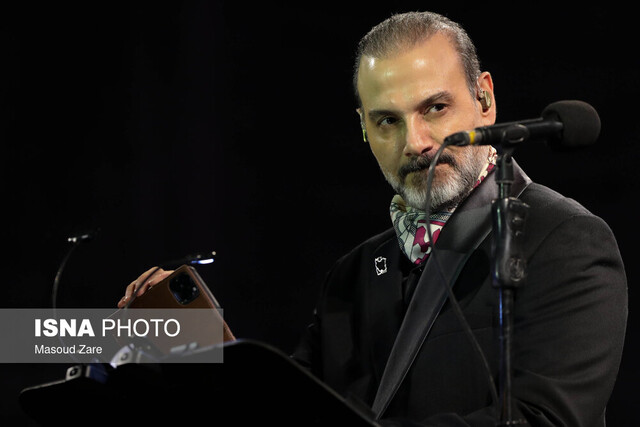 برای ایران خواندند؛ همنوایی مردم یزد با علیرضا قربانی