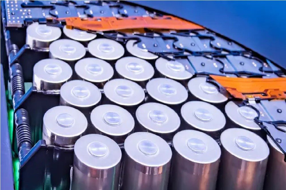 غول پالایشی چین وارد دنیای باتری شد