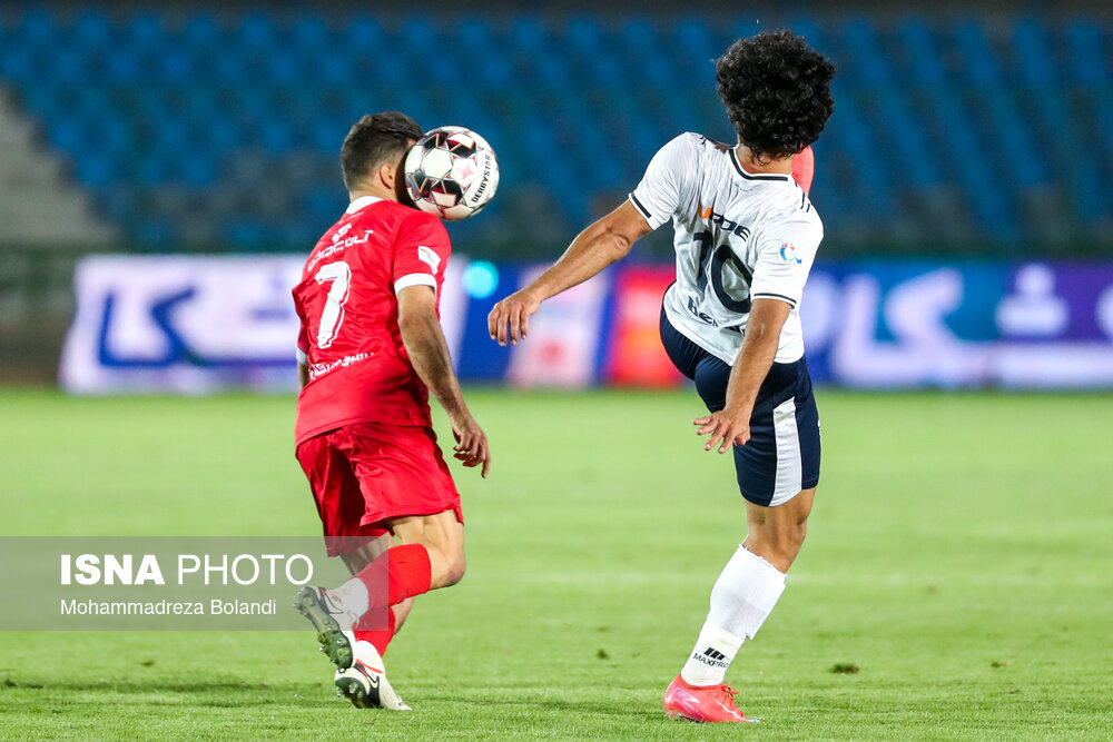 پرسپولیس فرصت صدرنشینی را از دست داد/ مطهری ترمز تارتار را کشید پرسپولیس فرصت صدرنشینی را از دست داد/ مطهری ترمز تارتار را کشید