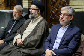 حسین سیمایی صراف، وزیر علوم در مراسم ختم مادر شهید مجید حداد‌عادل و غلامعلی حداد‌عادل