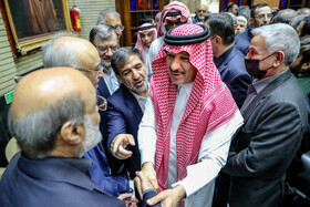 سفیر عربستان در مراسم ختم مادر شهید مجید حداد‌عادل و غلامعلی حداد‌عادل