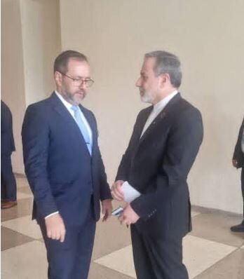 رایزنی عراقچی با وزاری خارجه ونزوئلا، اوگاندا و معاون وزیر خارجه چین