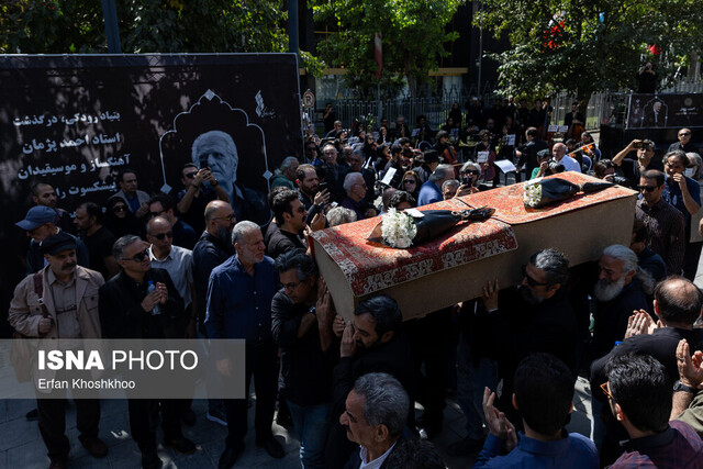 احمد پژمان؛ از زندگی در آمریکا تا آرام گرفتن در لار