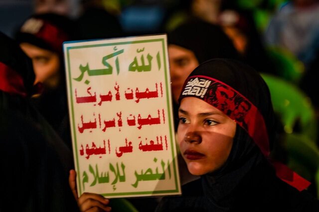 فرزند شهید نصرالله: آمریکا از طرحهای شیطانی علیه کشورهای اسلامی استفاده میکند