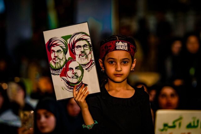 فرزند شهید نصرالله: آمریکا از طرحهای شیطانی علیه کشورهای اسلامی استفاده میکند