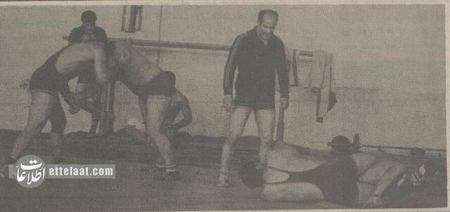 ماجرای کشتیگیر ایرانی که هنگام پخش سرود آمریکا از روی سکو پایین آمد