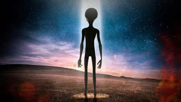 ۱۰ تئوری توطئه فضایی که ذهن شما را به چالش میکشد؛ آیا ناسا چیزی را از ما پنهان میکند؟