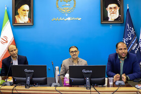 سخنرانی مهدی بازمانده رئیس جهاد دانشگاهی استان در نشست تخصصی «نقش رسانه در تبیین دستاوردهای دفاع مقدس»-کرمان