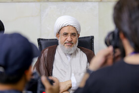 حضور آیت الله محسن اراکی عضو مجلس خبرگان رهبری در مراسم اولین سالگرد شهادت سیدحسن نصرالله - قم